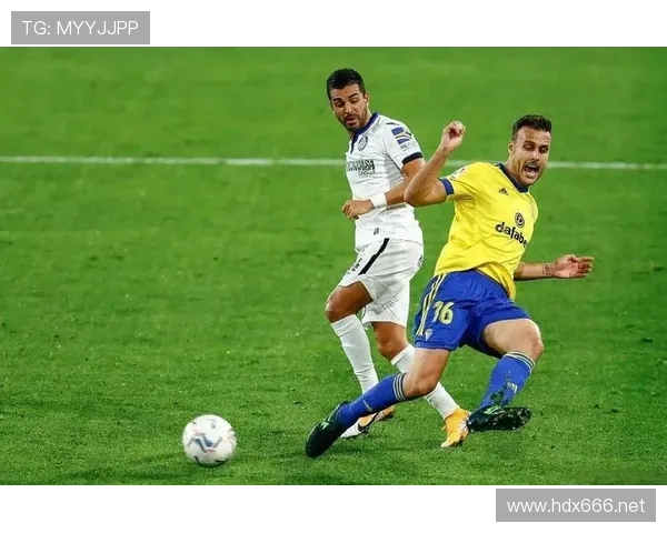 瓦伦西亚保级形势变化,对赛季走势形成制约,竞争格局带来不确定性 瓦伦西亚保级形势变化,对赛季走势形成制约,竞争格局带来不确定性