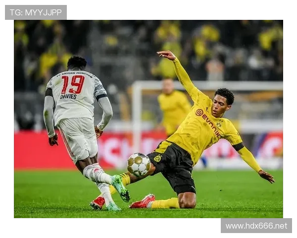 拜仁防线问题持续暴露，稳定性承压，对争冠形势形成制约。