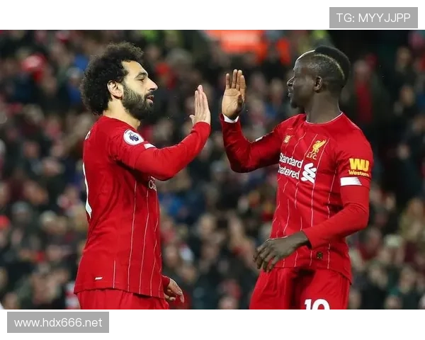 维尼修斯与萨拉赫：边路爆点分化，前者更倚重反击推进，后者转向禁区终结