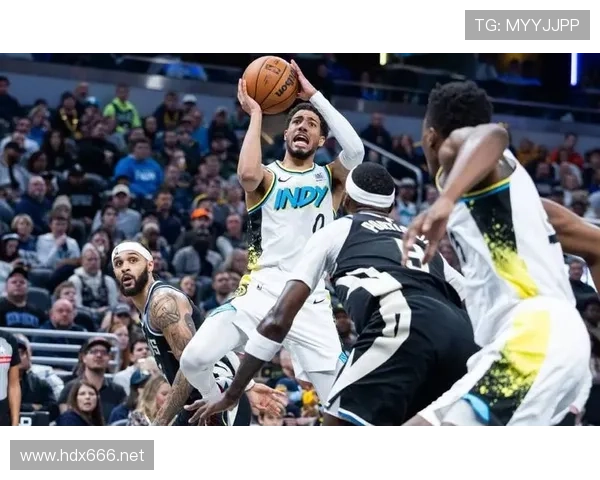 洛佩斯防守影响力提升，护框效率改变雄鹿攻防结构